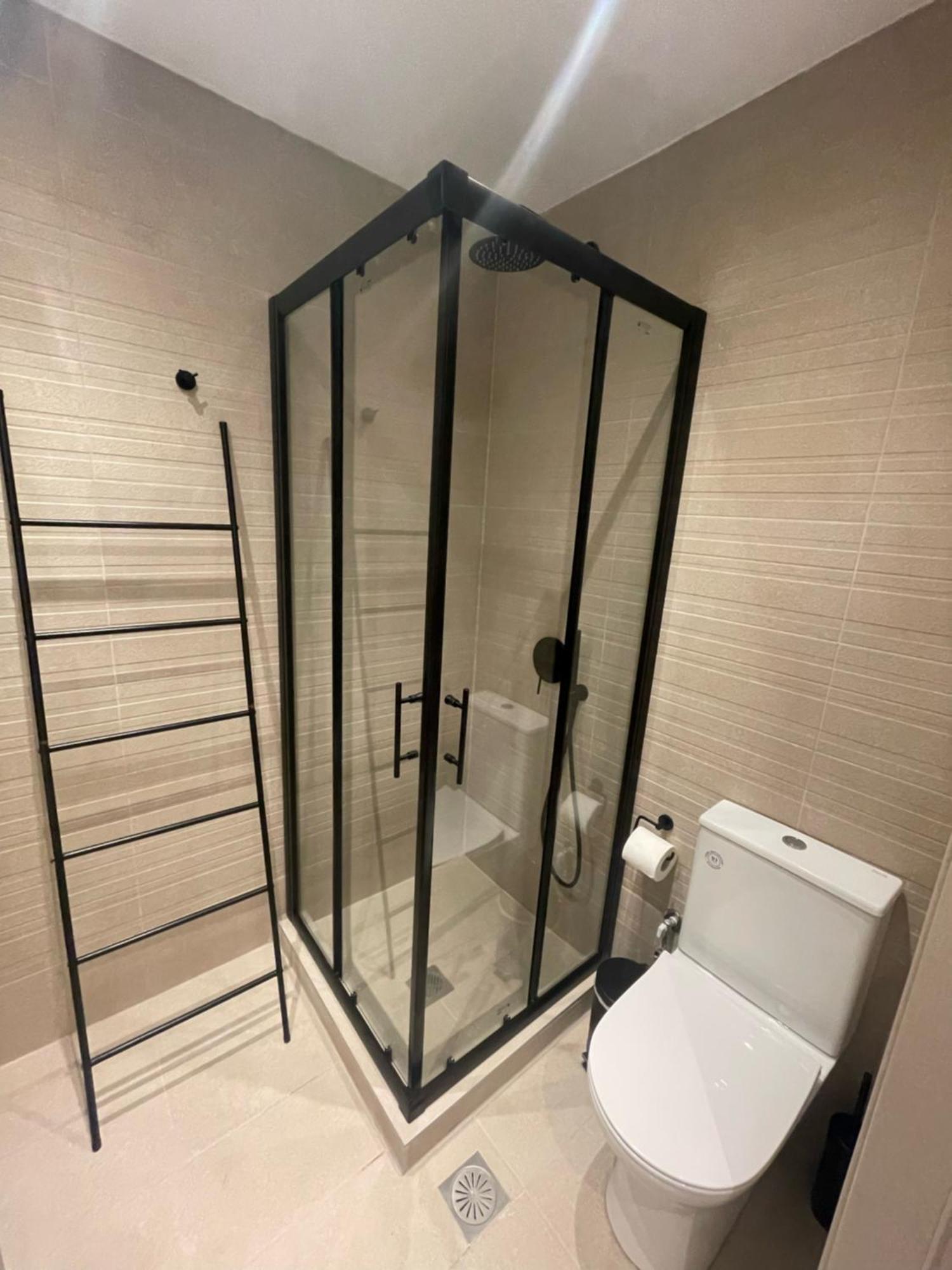 Ladadika Urban Suites Thessaloniki Buitenkant foto